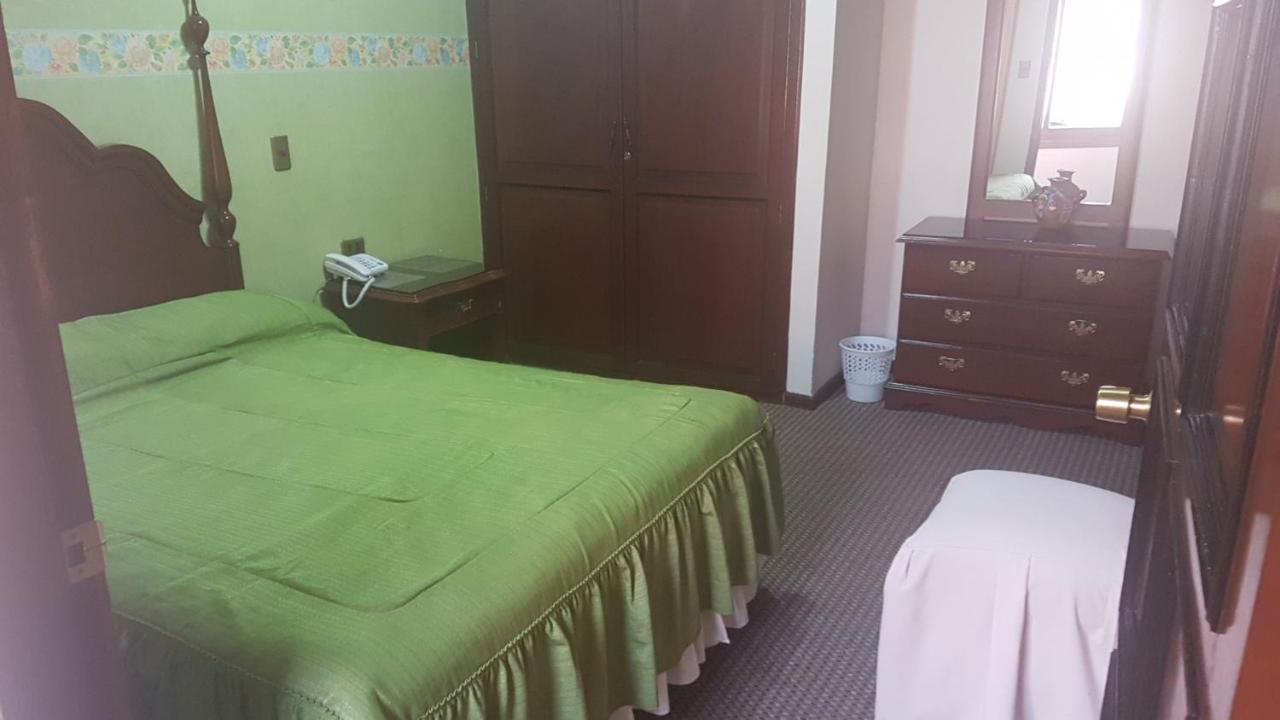 Hostal Paola Sucre Exterior foto